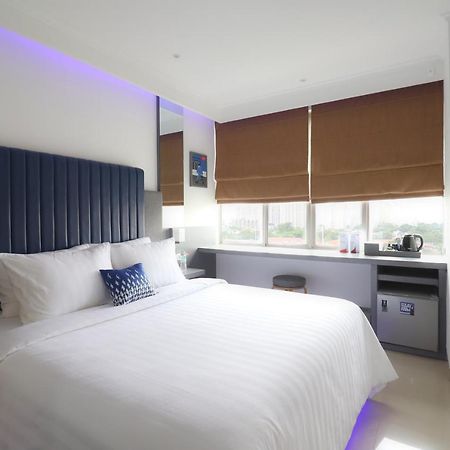 ホテル Moritz Biz Gandaria ジャカルタ エクステリア 写真