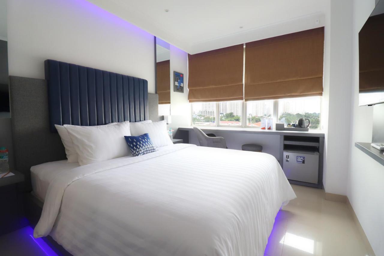 ホテル Moritz Biz Gandaria ジャカルタ エクステリア 写真