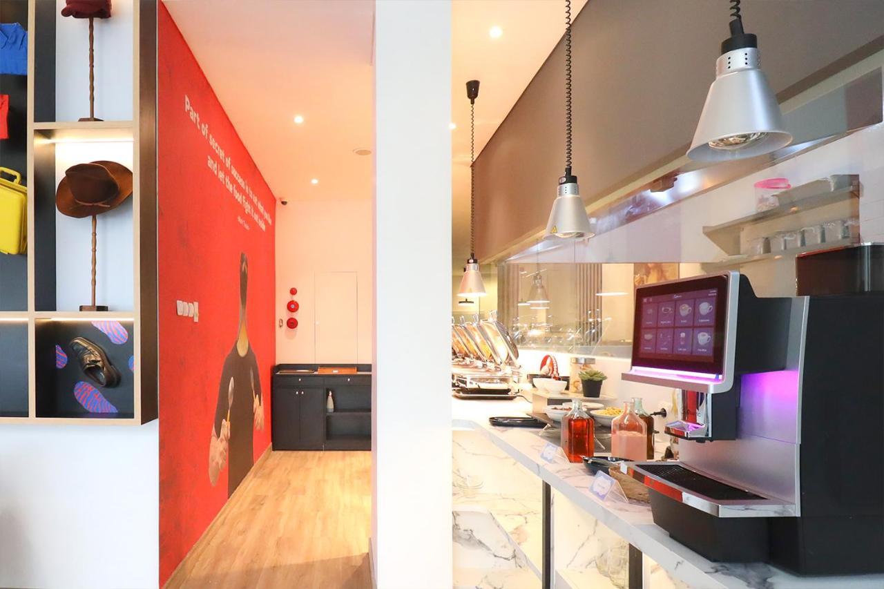 ホテル Moritz Biz Gandaria ジャカルタ エクステリア 写真